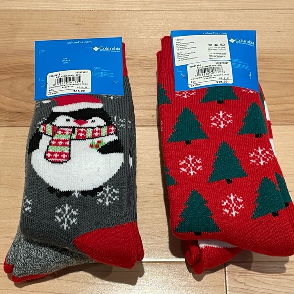 NWT Christmas Santa Penguin Socks Women’s 4-10 Columbia 4 Pairs - Picture 2 of 4